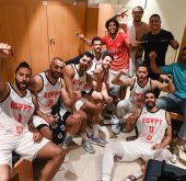 الدكتور أشرف صبحي يهنيء اتحاد السلة بعد الفوز على السنغال 67/43