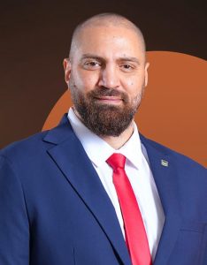 الأستاذ / طارق السعيد سليمان