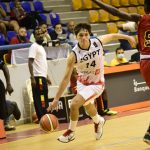 منتخب ناشئين السلة يكتسح أوغندا ١٣٠ / ٣٠ في البطولة الافريقية