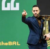 إصابة عمر هشام بجزع في الرباط الصليبي