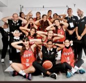 مؤمن زكريا يدعم منتخب السلة قبل ربع نهائي بطولة أفريقيا