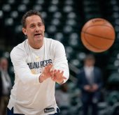 بيل بانيو يقود ورشة عمل NBA للمدربين غدًا في صالة حسن مصطفى