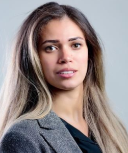 الأستاذة / نيرة محمد أنور